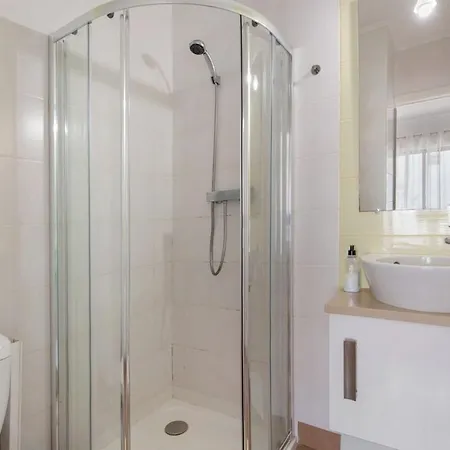 Espacoso T2, Em Olhos Agua Apartman Albufeira