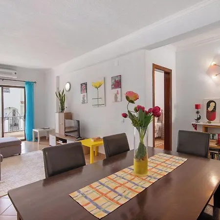 Appartement Espacoso T2, Em Olhos Agua *